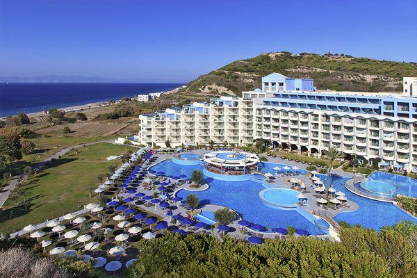 Неподалеку от курортного поселка Иксия расположен Atrium Platinum Luxury