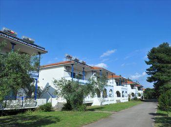 Трехзвездочный Sithonia Village Hotel